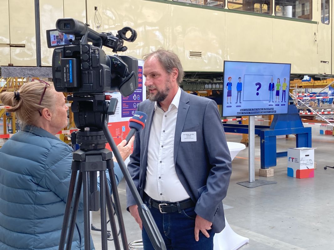 Herr von der Ruhren im Gespräch mit dem WDR